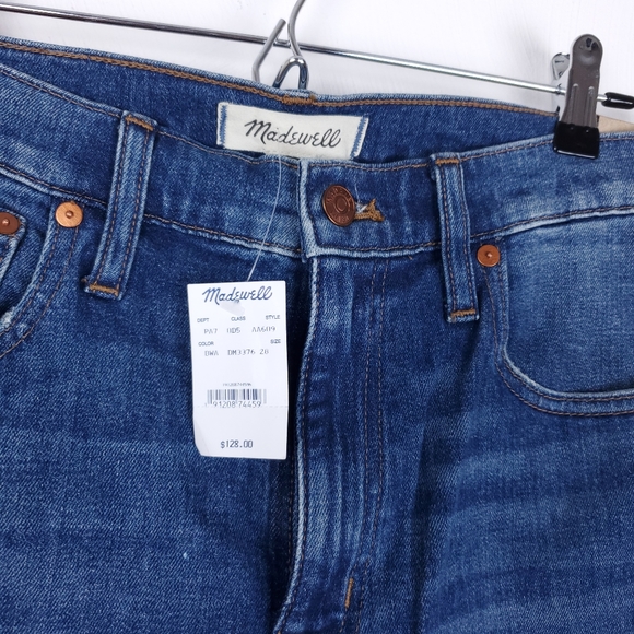 The High-Rise Slim Boyjean in Barksdale Wa… - Picture 8 of 11